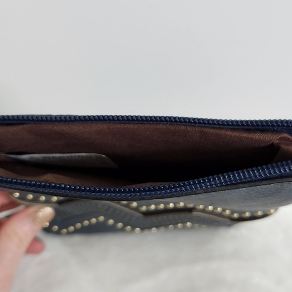 Boutique Blue Faux Leather Zig Zag Gold Embellished Crossbody Bag Purse - Picture 11 of 12